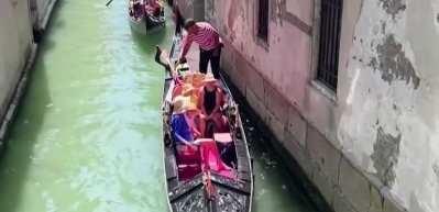 Venedik, 2024 yılından itibaren turistlerden 5 euro'luk "ayakbastı" &uuml;creti alacak