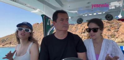 Acun Ilıcalı kızları ile d&uuml;et yaptı! Rap s&ouml;yledikleri anlar g&uuml;ndem oldu