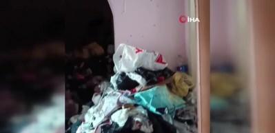 Adana'da evden &ccedil;ıkanlar şaşırttı! Binayı b&ouml;cekler istila etmişti