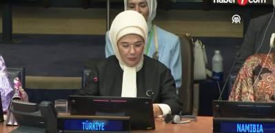 Emine Erdoğan &ccedil;ocuklar i&ccedil;in d&uuml;nya liderlerinin eşlerine &ccedil;ağrıda bulundu!