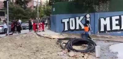 Yaz boyu durdular, okul a&ccedil;ılınca başladılar: Okul &ouml;n&uuml;nde işkence gibi &ccedil;alışma!