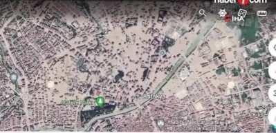 Hatay'da y&uuml;zlerce kişinin &ouml;l&uuml;m&uuml;ne neden olan inşaat şirketinin ortağı bakın nerede şu an ne iş yapıyor!