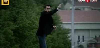 Kurtlar Vadisi'nin Cahit'ini daha &ouml;nce hi&ccedil; b&ouml;yle g&ouml;rmediniz...