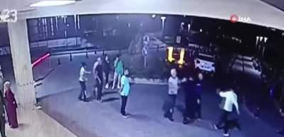 Bir yumrukla gelen &ouml;l&uuml;m! Acil servisteki g&uuml;venlik, arbede sonrası kalp krizi ge&ccedil;irdi