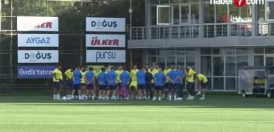 Fenerbah&ccedil;e Avrupa'da da lider! Slovakya'da zafer King'den geldi...