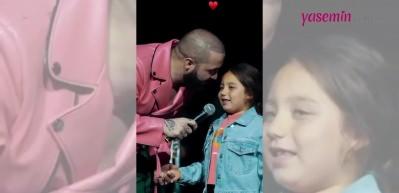 Berkay Şahin'den sevgi dolu paylaşım! Baba kız sahneye &ccedil;ıktılar