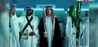 İşte D&uuml;nyanın en &ccedil;ok kazanan futbolcuları! Listedeki isimler dikkat &ccedil;ekti...