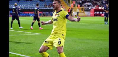 Fenerbah&ccedil;e durdurulamıyor! &Ccedil;ılgın seri 8'de 8 oldu