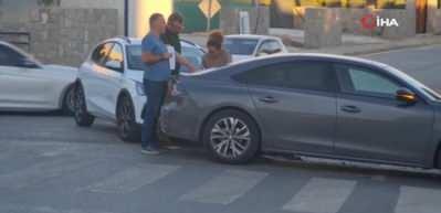 Esra Akkaya oğluyla birlikte &ouml;l&uuml;mden d&ouml;nd&uuml;! &Uuml;nl&uuml; oyuncu trafik kazası yaptı