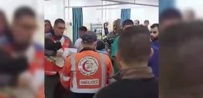 Filistinli baba &ccedil;ocuğunun yaşadığını g&ouml;r&uuml;nce g&ouml;zyaşlarını d&ouml;kt&uuml;!
