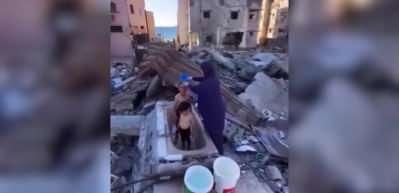 İşgalci İsrail, bir baba ve k&uuml;&ccedil;&uuml;k kızını uykularında şehit etti!