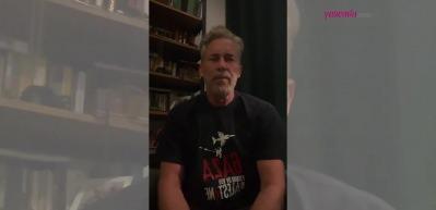 Sinan Albayrak Filistin'e d&uuml;zenlenen insanlık dışı saldırıya tepki g&ouml;sterdi!