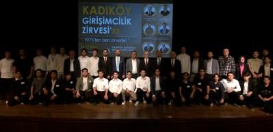 TEI Genel M&uuml;d&uuml;r&uuml; Akşit, Kadık&ouml;y AİHL'nde gen&ccedil;lerle bir araya geldi