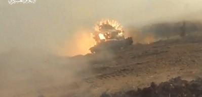 Hamas'ın İsrail'e ait 2 askeri aracı yok ettiği görüntüler