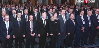 Bakan Mehmet Şimşek'ten 'Biz neden yapamıyoruz' &ccedil;ıkışı