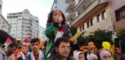 İsrail'e karşı M&uuml;sl&uuml;manlar tepki g&ouml;sterdi