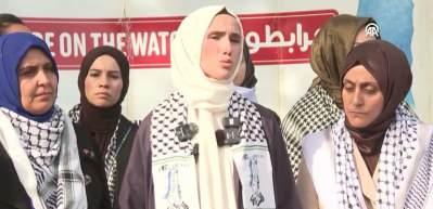 S&uuml;meyye Erdoğan Bayraktar, kadınların Filistin i&ccedil;in başlattığı oturma eylemine katıldı