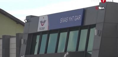 9 g&uuml;nl&uuml;k ara tatilde YHT ve Marmaray'da rekor!