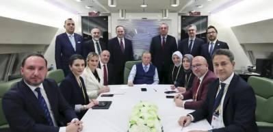 Cumhurbaşkanı Erdoğan Netenyahu'ya g&ouml;ndermede bulundu! "Pılını pırtısını toplayıp gidecek"