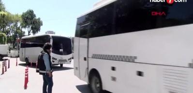 R&uuml;şvet aldıkları iddiasıyla g&ouml;zaltındaki polislere tutuklama talebi istendi!