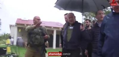 Elon Musk Kfar Aza'yı gezdi...
