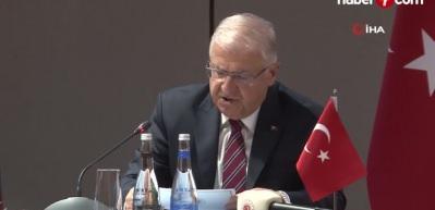 Milli Savunma Bakanı Yaşar G&uuml;ler'den Ermenistan'a &ccedil;ağrı