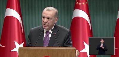 Asgari &uuml;cret g&ouml;r&uuml;şmeleriyle ilgili Erdoğan'dan son dakika a&ccedil;ıklama