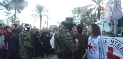 Hamas 8 esiri, İsrail 30 Filistinli tutukluyu serbest bıraktı
