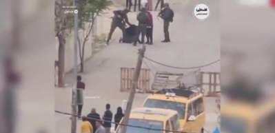 İşgalci İsrail askerleri Batı Şeria'da zihinsel engelli bir Filistinliyi vurdu!