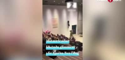 İzlanda'da Filistin'e destek protestosu: Dışişleri Bakanı'na kırmızı toz boya fırlattılar