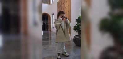 Kenan Sofuoğlu'nun dört yaşındaki oğlu Zayn bu kez Rolls-Royce Spectre'yi kullandı