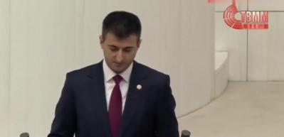 Mehmet Ali &Ccedil;elebi'nin "Bir gece ansızın gelebiliriz" s&ouml;zlerine "Gelmezsen şerefsizsin" diyen Sırrı Sakık cezalandırıldı