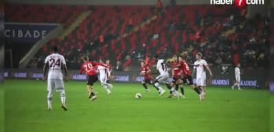 Trabzonspor ikinci yarıda a&ccedil;ıldı: Gaziantep'te Trezeguet'nin gecesi!