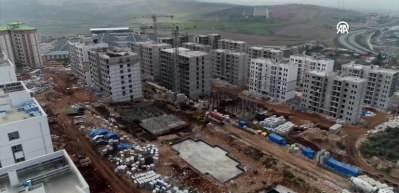 Deprem b&ouml;lgesindeki TOKİ konutlarında 120 dairenin teslim tarihi belli oldu
