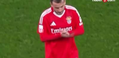 Kerem Akt&uuml;rkoğlu Benfica'da parlıyor