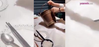 Masaya dökülerek servis edilen yemek sosyal medyada bakın neye benzetildi!