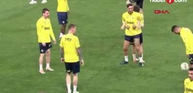 Fenerbah&ccedil;e zorlu Antalya deplasmanında! İşte muhtemel 11'ler...