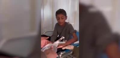 &Ccedil;ocuğun tedavi edildiği sırada Kur'an-ı Kerim okuduğu anlar viral oldu...