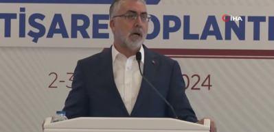 Emeklilere m&uuml;jde! Maaş fark &ouml;demelerinin &ouml;deneceği tarih a&ccedil;ıklandı