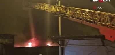 Burdur'da korkutan yangın: 6 iş yeri zarar aldı