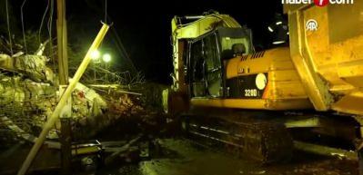 G&uuml;rcistan'da toprak kaymaları sonucu 5 kişi &ouml;ld&uuml;