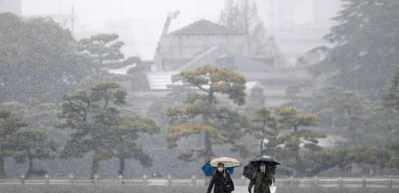 Japonya'da ağır kış şartları etkili oluyor
