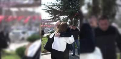 Kırıkkale Belediye Başkanı'ndan minik depremzedeye doğum g&uuml;n&uuml; s&uuml;rprizi
