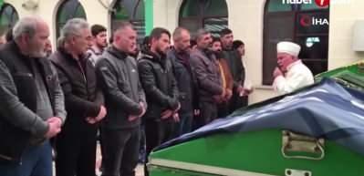 Sabah namazına yetişmek i&ccedil;in D100 Karayolu'nu kullanan gen&ccedil; hayatını kaybetti