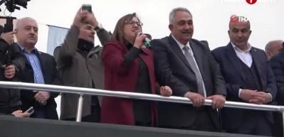 Fatma Şahin'den miting havasında a&ccedil;ılış!
