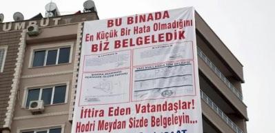 37 kişinin hayatını kaybettiği Z&uuml;mr&uuml;t Apartmanı 14 yıl &ouml;nce haberlere konu olmuş