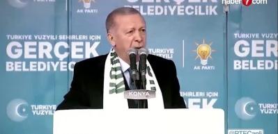 Cumhurbaşkanı Erdoğan: "Demet demet dolarları, avroları toplayıp paylaşıyorlar"