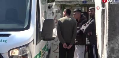 Uyuşturucu parası isteyen oğlunu &ouml;ld&uuml;rd&uuml;