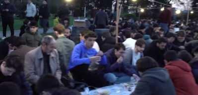 Boğazi&ccedil;ililer "Geleneksel Ramazan iftarı" etkinliğinde bir araya geldi