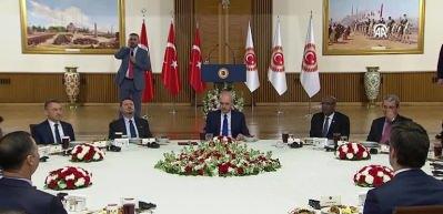 Kurtulmuş: ''İnsanlık tarihinin en zor en b&uuml;y&uuml;k en &ouml;nemli krizlerinin, ge&ccedil;tiği bir d&ouml;nemi yaşıyoruz''